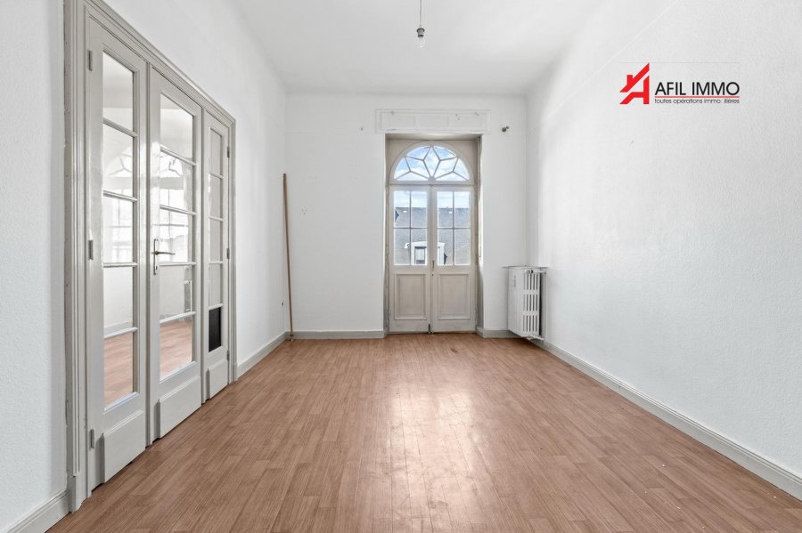 Immeuble de rapport à vendre 10 chambres à Esch-sur-Alzette