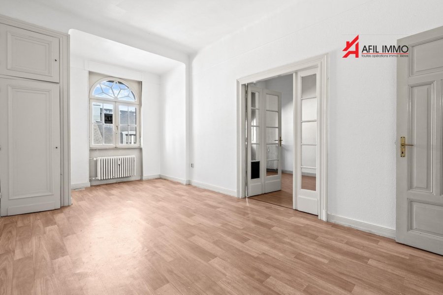 Immeuble de rapport à vendre 10 chambres à Esch-sur-Alzette