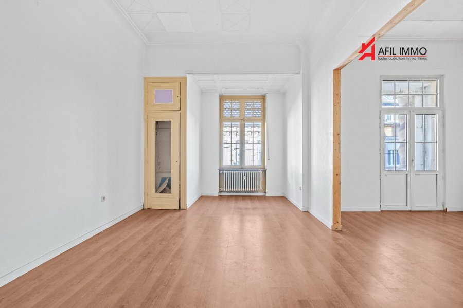 Immeuble de rapport à vendre 10 chambres à Esch-sur-Alzette