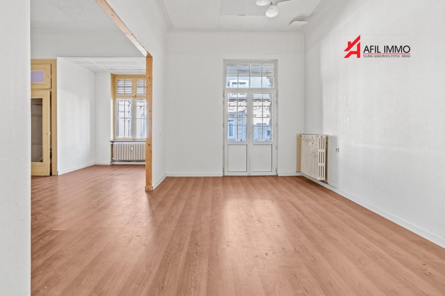 Immeuble de rapport à vendre 10 chambres à Esch-sur-Alzette