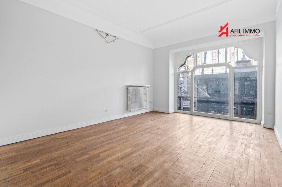 Immeuble de rapport à vendre 10 chambres à Esch-sur-Alzette