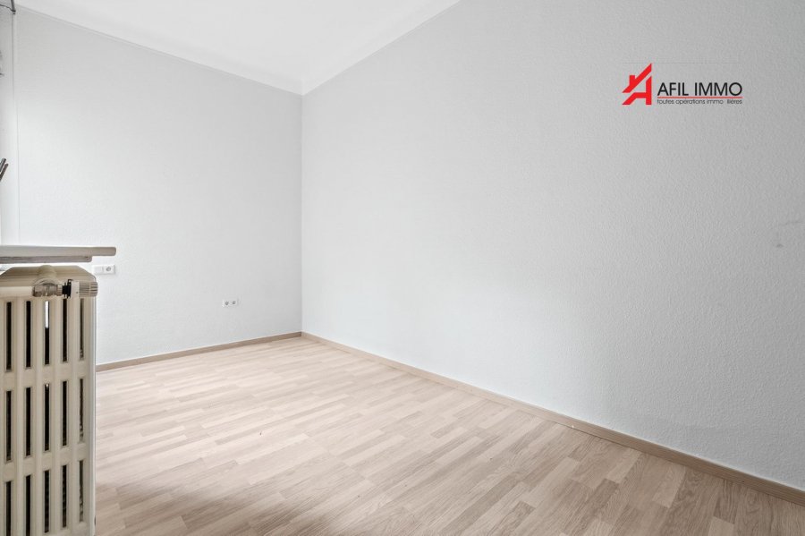 Immeuble de rapport à vendre 10 chambres à Esch-sur-Alzette