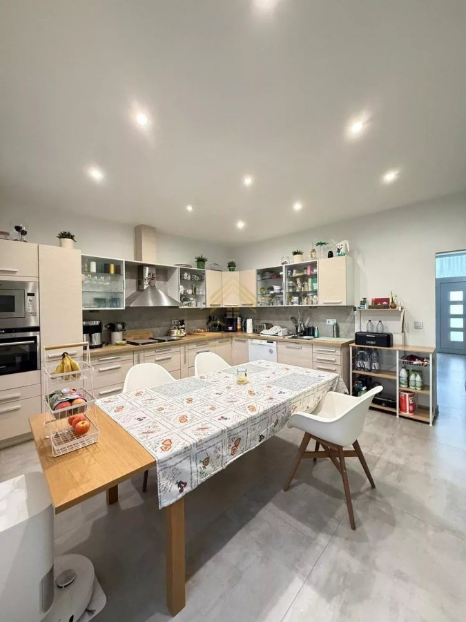 Maison individuelle à vendre 4 chambres à Niederkorn