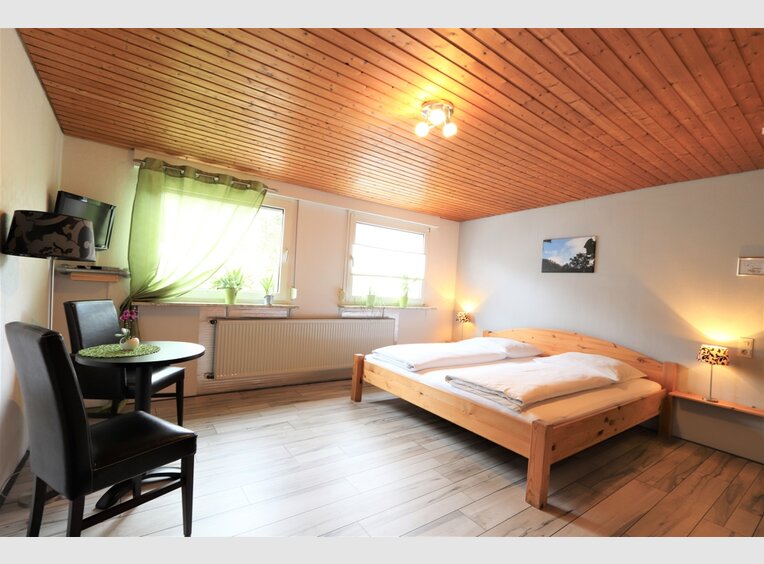 Investment building for rent 18 rooms in Traben-Trarbach (DE) - Ref. 7098007