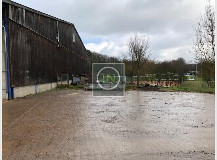 Entrepôt à louer à Useldange - Réf. 6393511