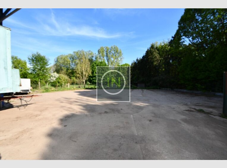 Entrepôt à louer à Useldange - Réf. 6393511