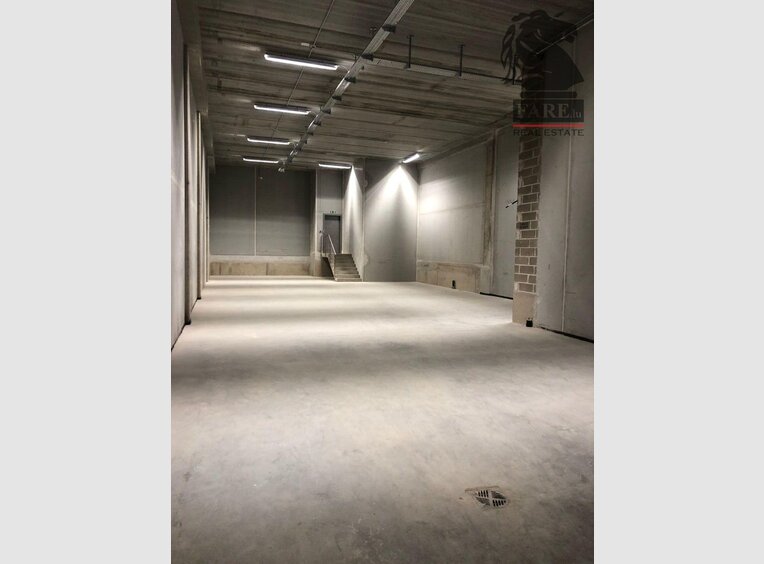 Entrepôt à vendre à Contern - Réf. 6475703
