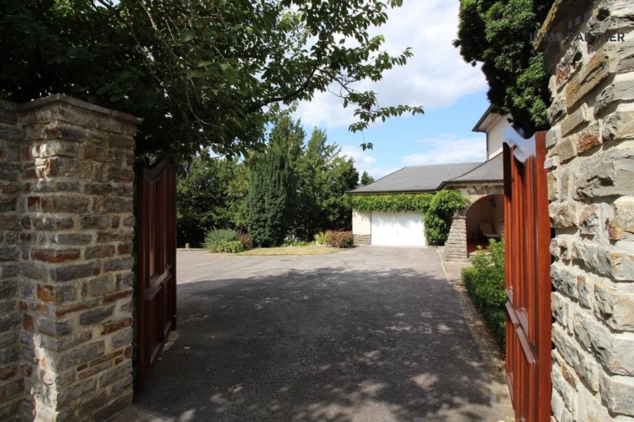 Villa zu verkaufen 7 Schlafzimmer in Wiltz
