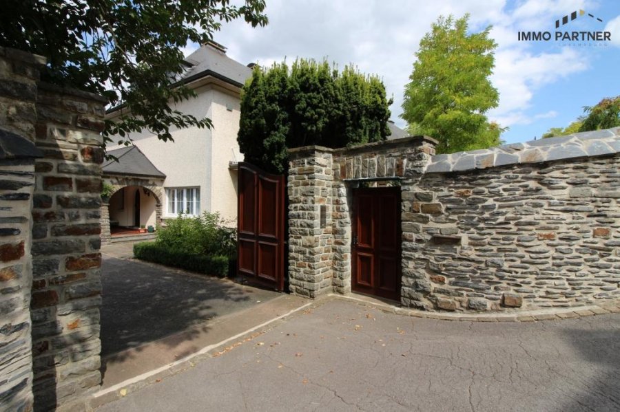 Villa zu verkaufen 7 Schlafzimmer in Wiltz