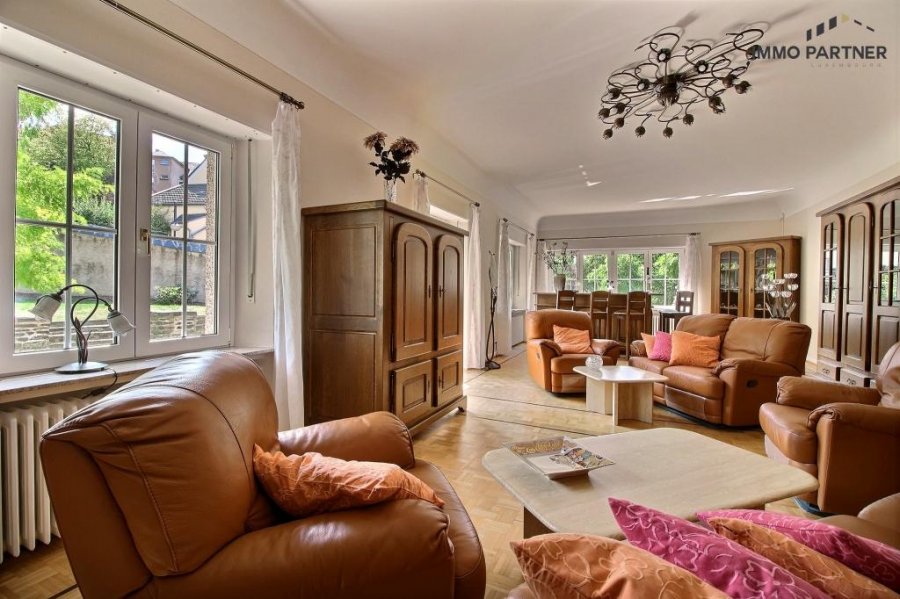 Villa zu verkaufen 7 Schlafzimmer in Wiltz