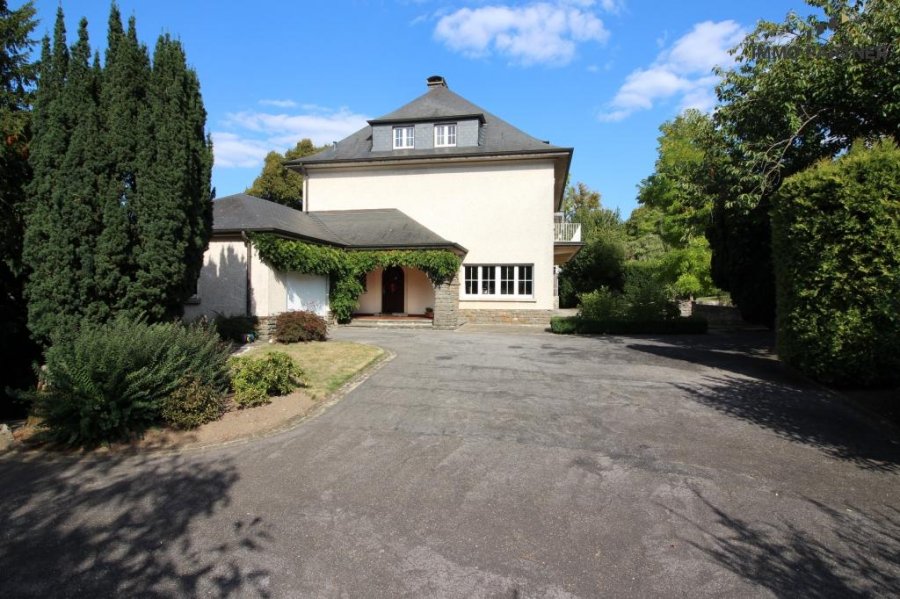 Villa zu verkaufen 7 Schlafzimmer in Wiltz