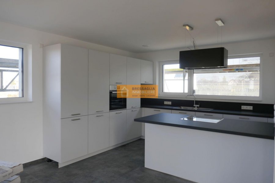 Maison à vendre 3 chambres à Schouweiler