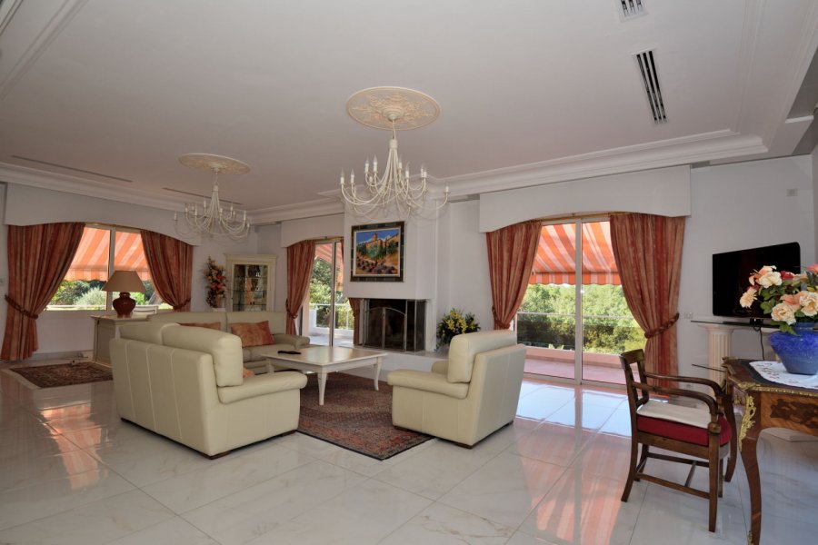 Villa zu verkaufen 8 Schlafzimmer in Vallauris