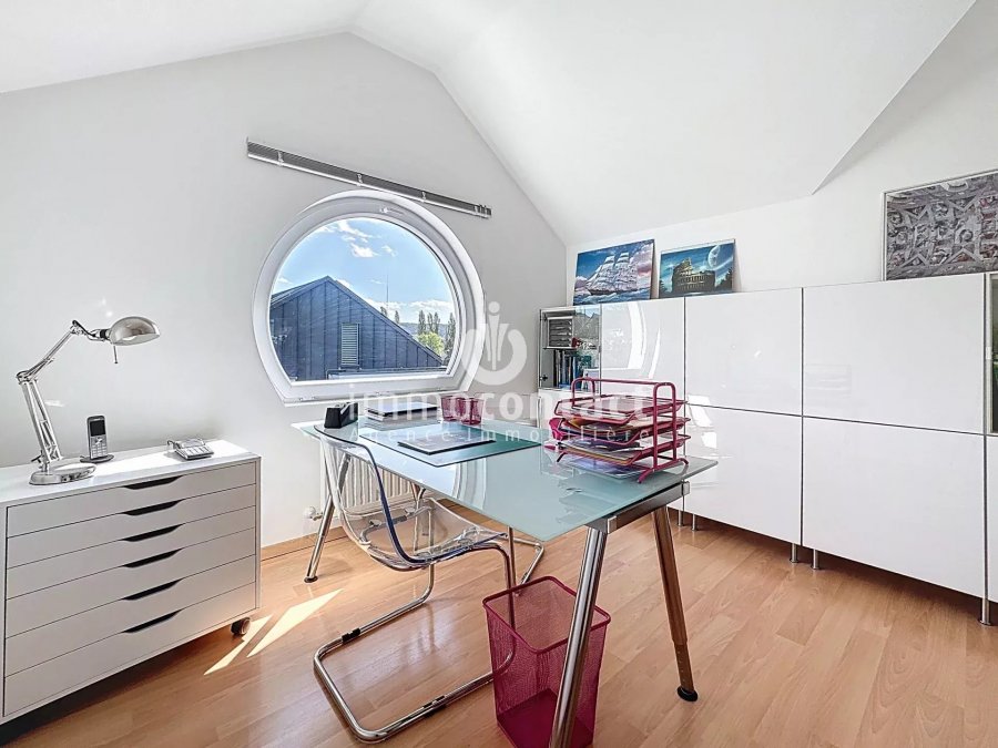 Maison à vendre 5 chambres à Steinsel