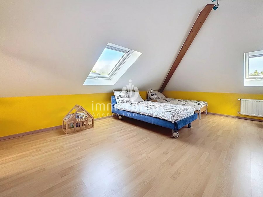 Maison à vendre 5 chambres à Steinsel