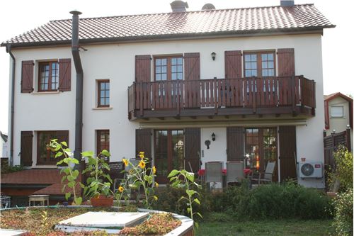 Haus Kaufen Saarbrucken 180 M 330 000 Athome