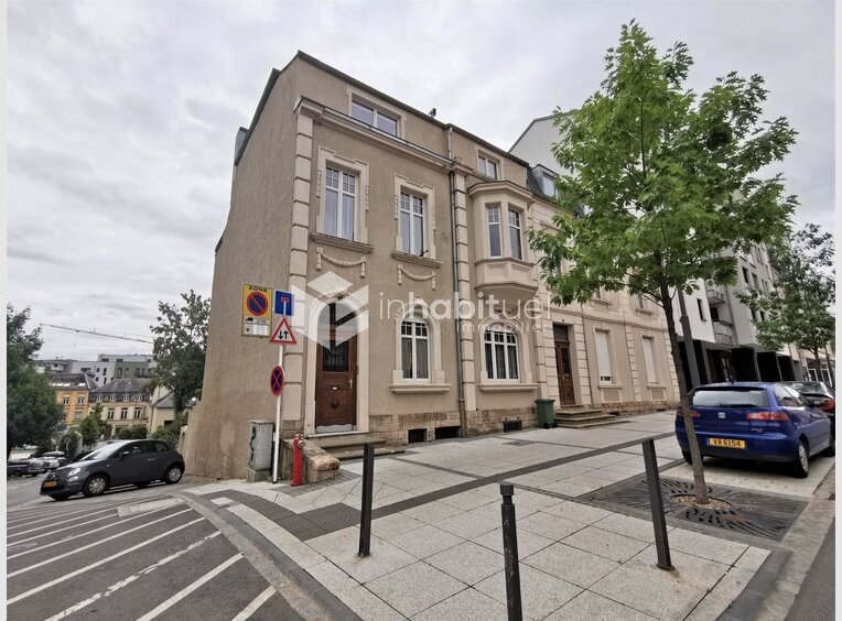 Bureau à louer 5 Chambres à Differdange (LU) - Réf. 6884855