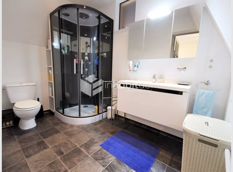 Bureau à louer 5 Chambres à Differdange (LU) - Réf. 6884855