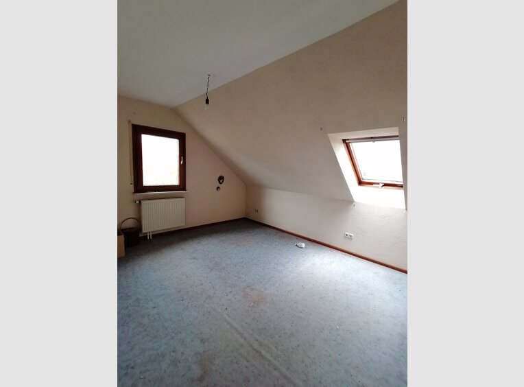 Maison à vendre 7 Pièces à Wallerfangen (DE) - Réf. 7230216