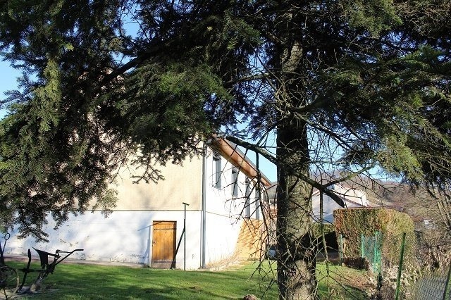 Maison individuelle à vendre F5 à Montenach