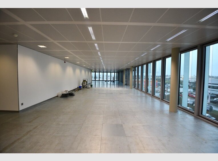 Bureau à louer à Bertrange (LU) - Réf. 6631192
