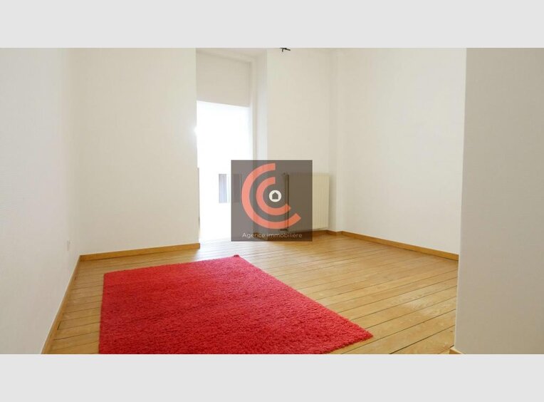 Terraced for rent 5 bedrooms in Luxembourg (LU) - Ref. 6717208