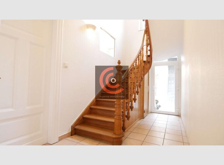 Terraced for rent 5 bedrooms in Luxembourg (LU) - Ref. 6717208