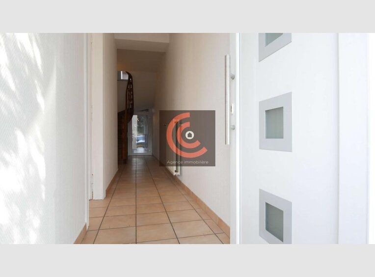 Terraced for rent 5 bedrooms in Luxembourg (LU) - Ref. 6717208