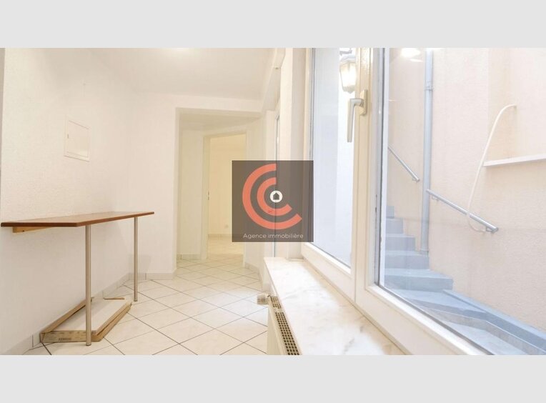 Terraced for rent 5 bedrooms in Luxembourg (LU) - Ref. 6717208
