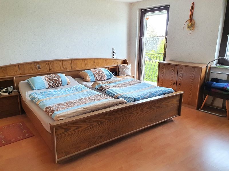 Einfamilienhaus zu verkaufen 6 Schlafzimmer in Lauperath