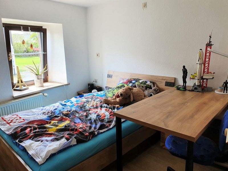 Einfamilienhaus zu verkaufen 6 Schlafzimmer in Lauperath
