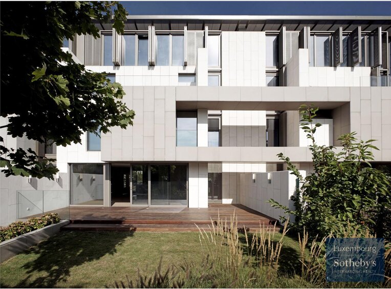 House for sale 5 bedrooms in Luxembourg (LU) - Ref. 7112504