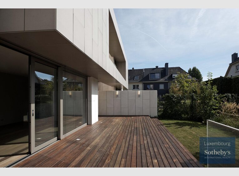 House for sale 5 bedrooms in Luxembourg (LU) - Ref. 7112504