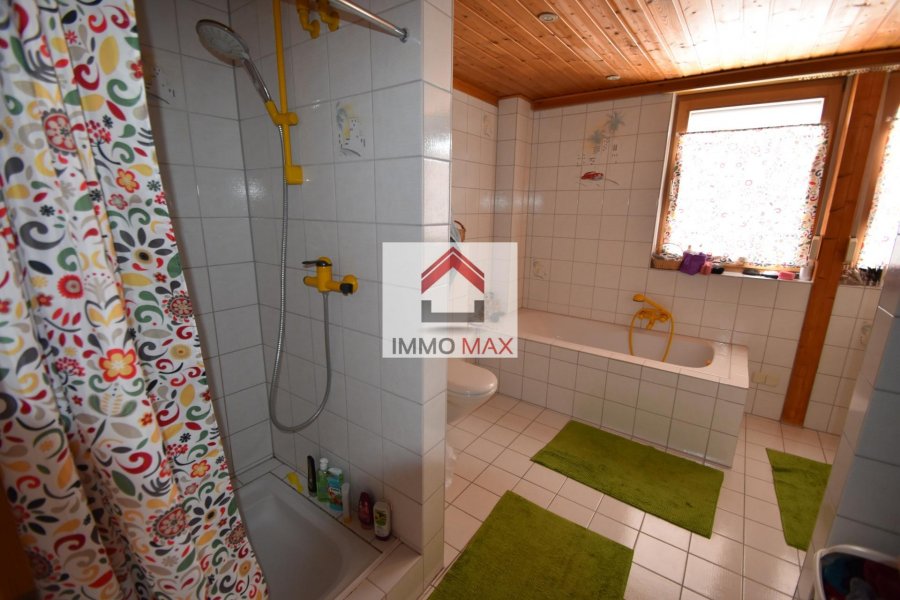 Maison à louer 4 chambres à Strassen