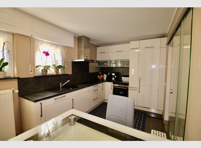 House for sale 5 bedrooms in Bertrange (LU) - Ref. 7072568