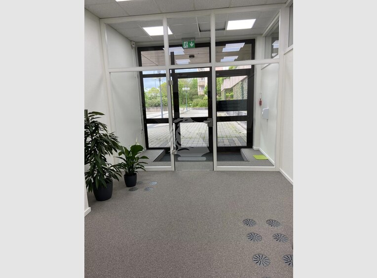 Bureau à louer à Luxembourg-Kirchberg - Réf. 6916424