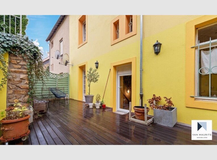 House for sale 6 bedrooms in Luxembourg (LU) - Ref. 7021656