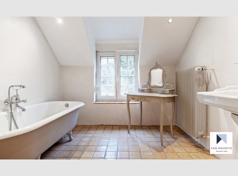 House for sale 6 bedrooms in Luxembourg (LU) - Ref. 7021656