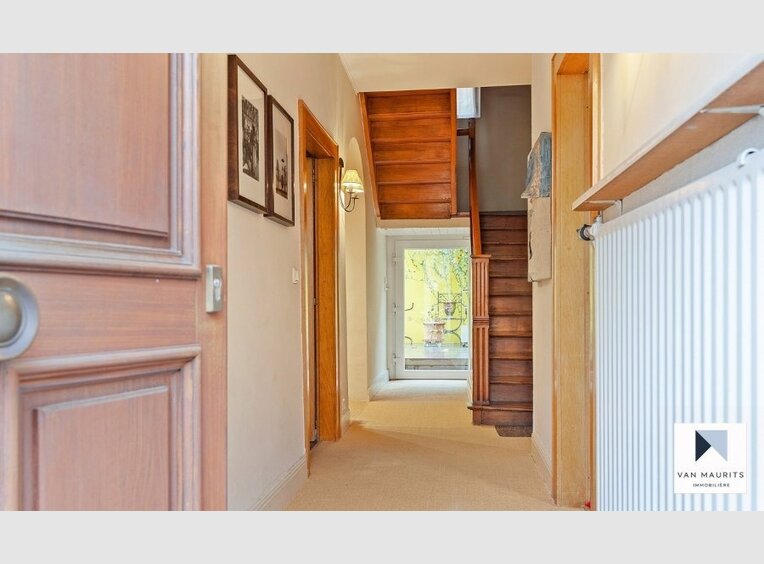 House for sale 6 bedrooms in Luxembourg (LU) - Ref. 7021656