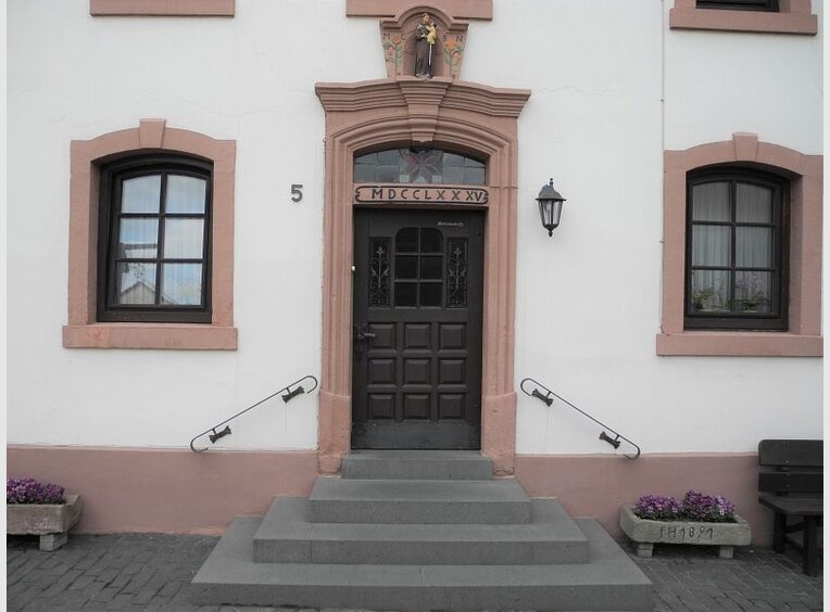 Haus zum Kauf 9 Zimmer in Bitburg (DE) - Ref. 7204696