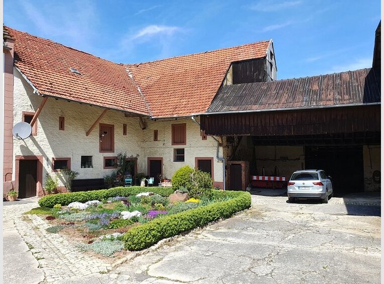 Haus zum Kauf 9 Zimmer in Bitburg (DE) - Ref. 7204696