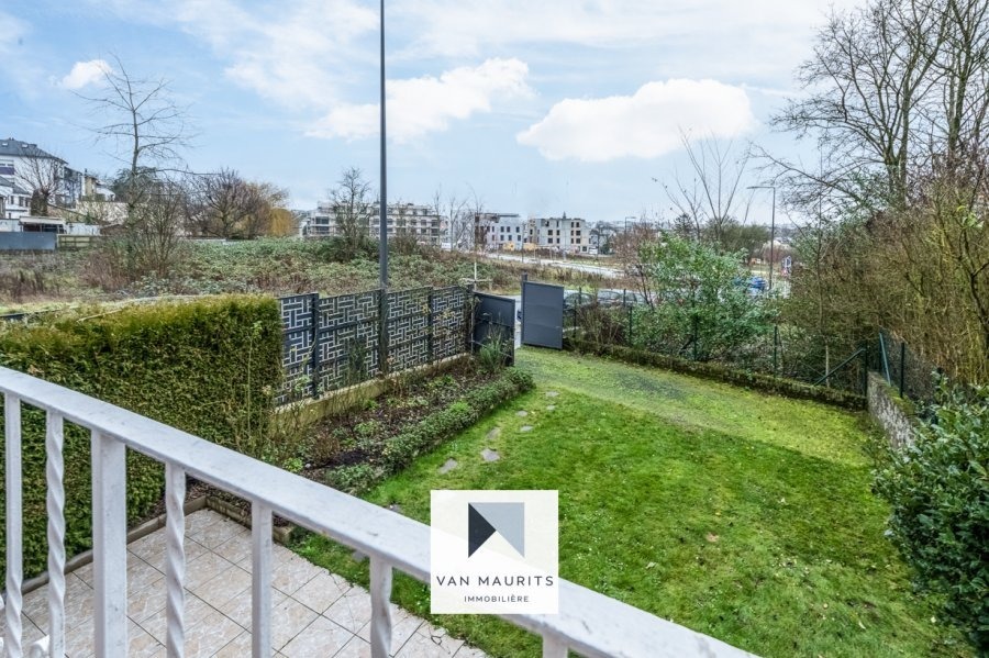 Maison à vendre 4 chambres à Luxembourg-Merl