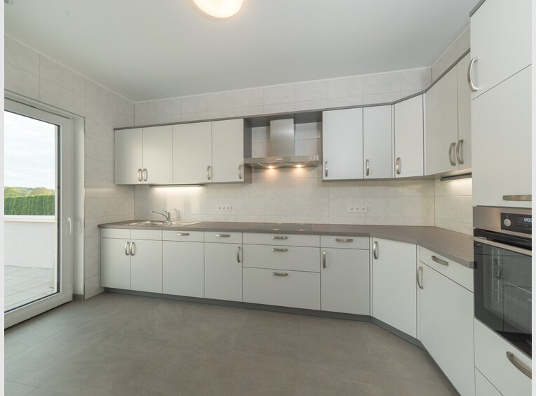 House for rent 5 bedrooms in Capellen (LU) - Ref. 6629480