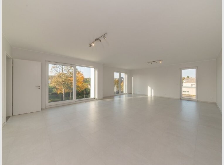 House for rent 5 bedrooms in Capellen (LU) - Ref. 6629480