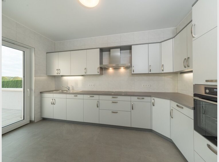 House for rent 5 bedrooms in Capellen (LU) - Ref. 6629480