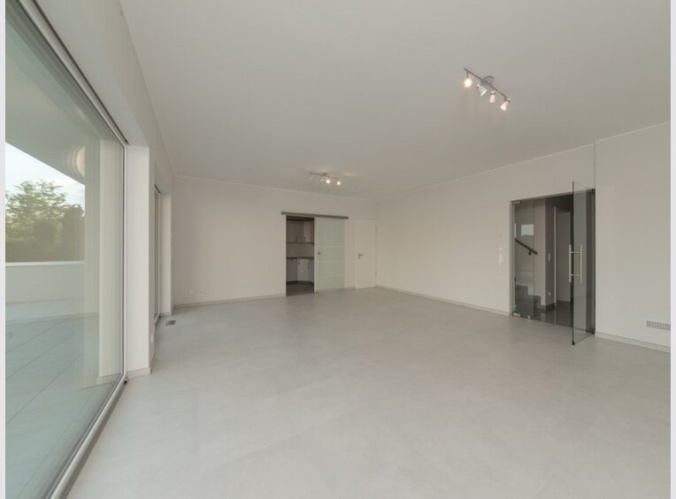 House for rent 5 bedrooms in Capellen (LU) - Ref. 6629480