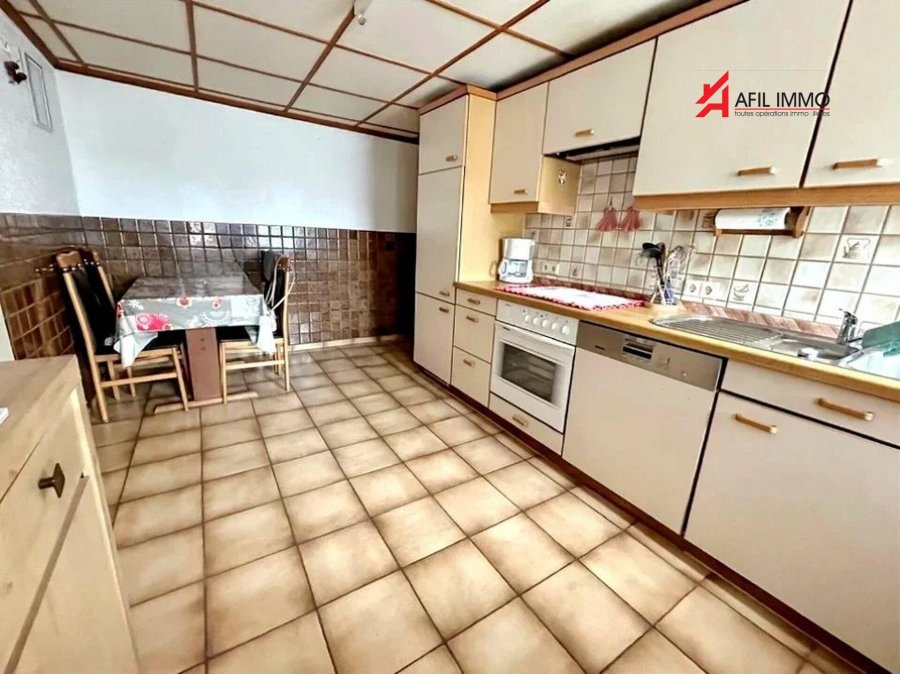 Maison jumelée à vendre 5 chambres à Rosport