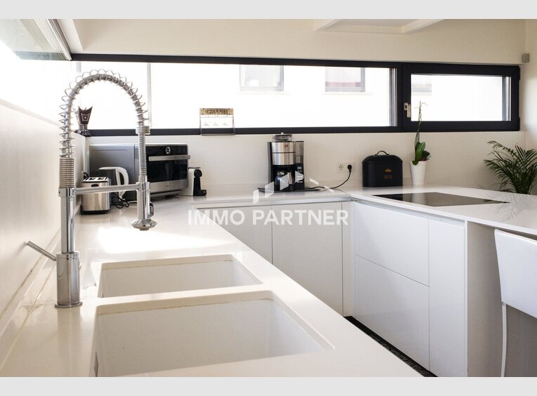 House for sale 5 bedrooms in Mamer (LU) - Ref. 7010936