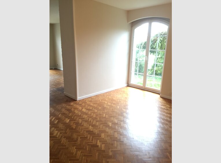 Maison à louer F8 à Coin-lès-Cuvry (FR) - Réf. 7307912