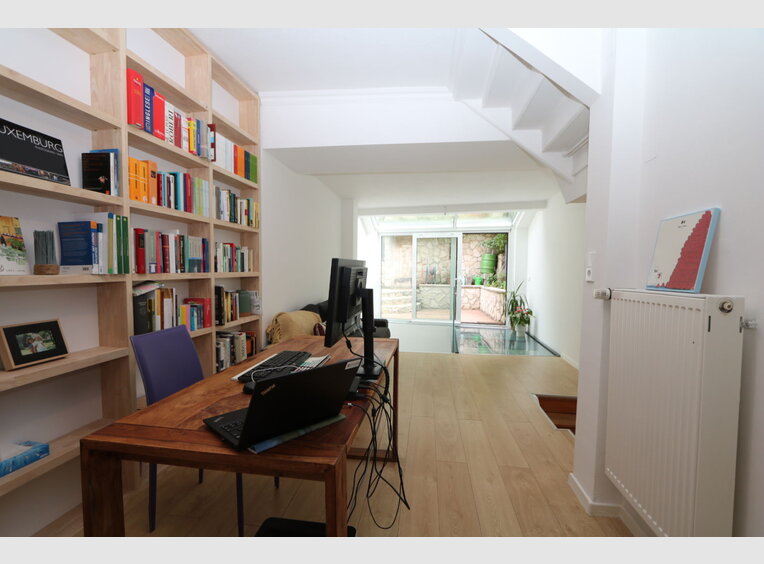 Semi-detached house for rent 4 bedrooms in Luxembourg (LU) - Ref. 6947976